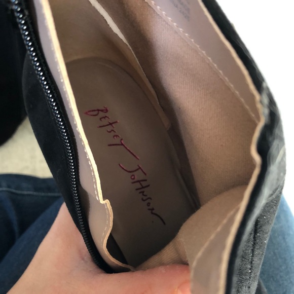NWOB Betsey Johnson Kassie Boots - Picture 6 of 7